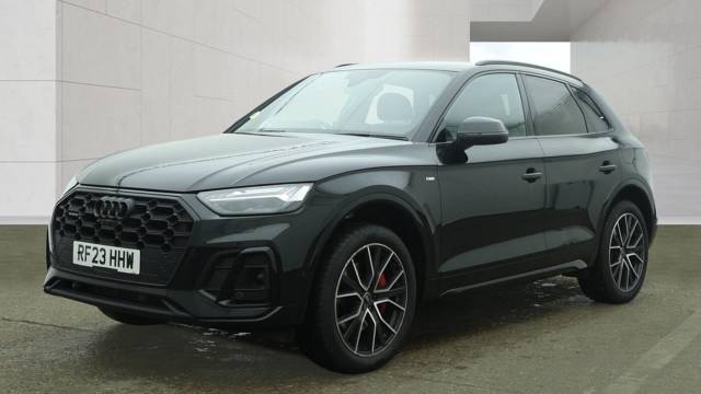 2023 Audi Q5 TFSI e 2.0 Edition 1 50 TFSI e quattro 299 PS S tronic