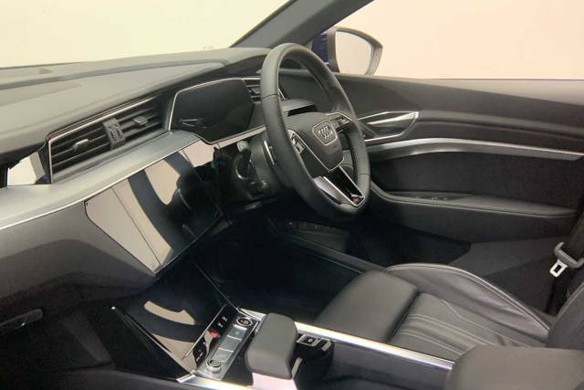 2022 Audi E-tron S line 50 quattro 230,00 kW