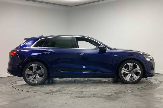 2022 Audi E-tron S line 50 quattro 230,00 kW