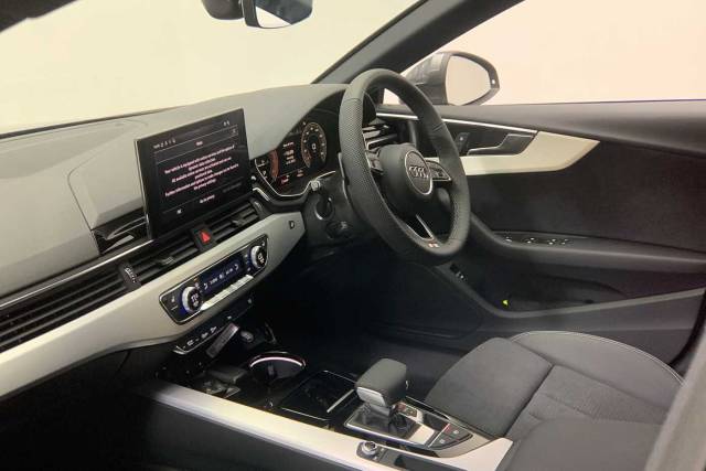 2023 Audi A5 Sportback 2.0 S line 35 TFSI  150 PS S tronic