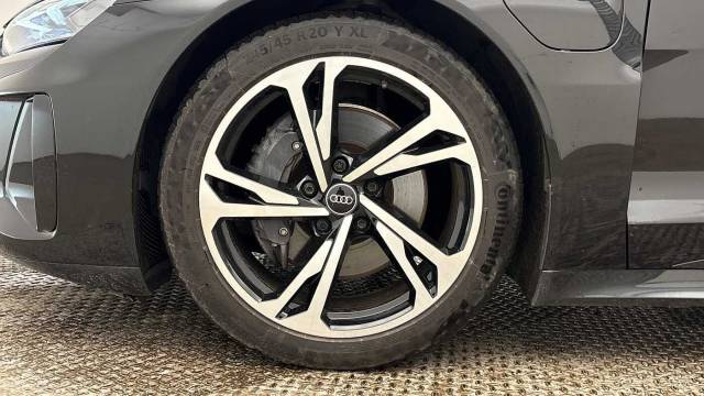 2023 Audi E-tron Gt GT    quattro 350,00 kW