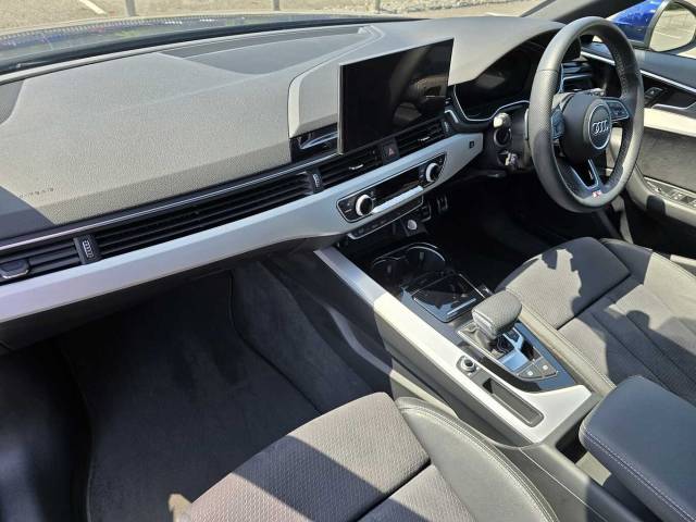 2023 Audi A4 Avant 2.0 Avant S line 35 TDI  163 PS S tronic
