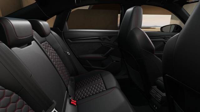2026 Audi RS 3 Saloon AUDI RS 3 Saloon Carbon Vorsprung 400 PS S tronic