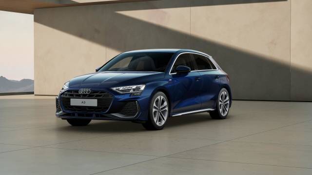 Audi A3 Sportback AUDI A3 Sportback S line TFSI 116 PS S tronic Sportback Petrol Navarra blue, metallic