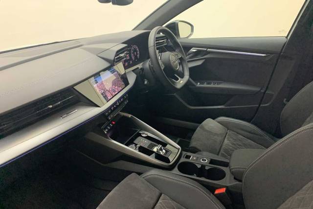 2021 Audi A3 Sportback 1.5 Edition 1 35 TFSI  150 PS S tronic