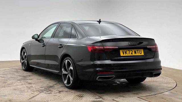 2022 Audi A4 Saloon 2.0 Black Edition 40 TFSI  204 PS S tronic
