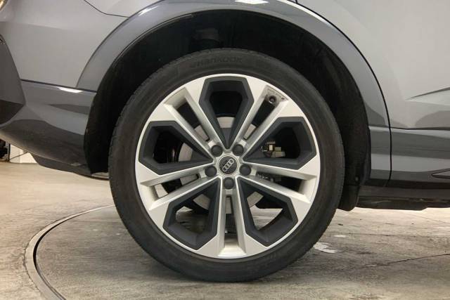 2023 Audi Q3 Sportback TFSI e 1.4 Black Edition 45 TFSI e  245 PS S tronic