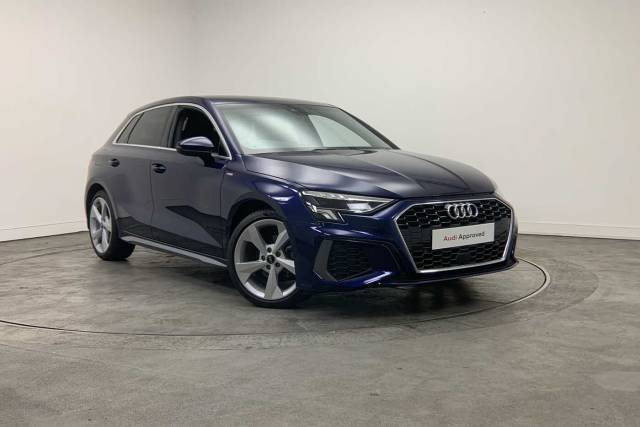 Audi A3 Sportback 1.5 S line 35 TFSI  150 PS S tronic Hatchback Petrol Navarra blue, metallic