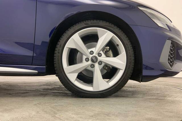 2024 Audi A3 Sportback 1.5 S line 35 TFSI  150 PS S tronic