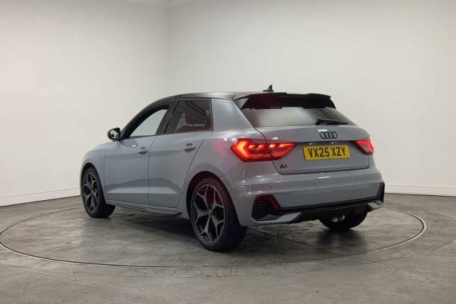 2025 Audi A1 Sportback 1.0 Black Edition 25 TFSI  95 PS S tronic