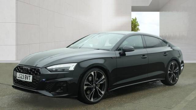 2023 Audi A5 Sportback 2.0 Black Edition 40 TFSI  204 PS S tronic