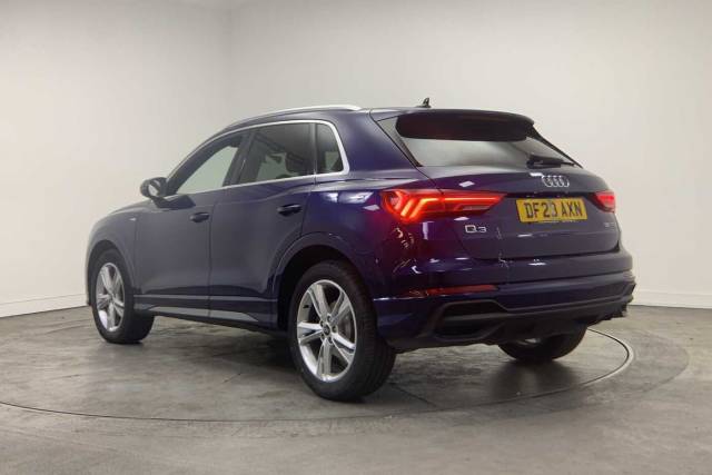 2023 Audi Q3 1.5 S line 35 TFSI  150 PS S tronic