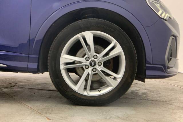 2023 Audi Q3 1.5 S line 35 TFSI  150 PS S tronic