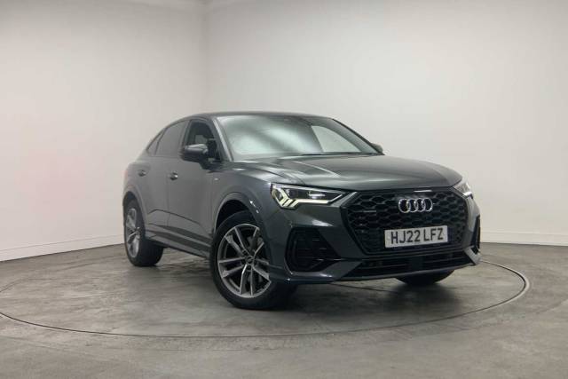 Audi Q3 Sportback 2.0 Black Edition 40 TFSI quattro 190 PS S tronic 4x4 vehicle Petrol Daytona Grey Pearlescent