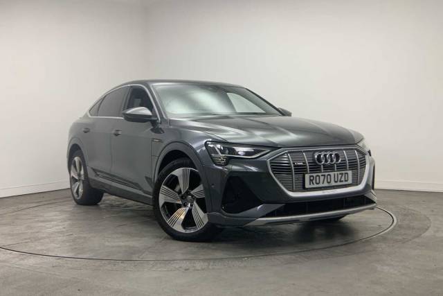 Audi e-tron Sportback Sportback S line 55 quattro 300,00 kW 4x4 vehicle Electric Daytona Grey Pearlescent