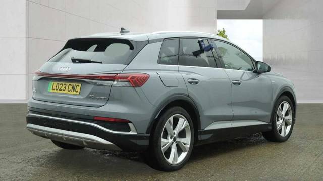 2023 Audi Q4 e-tron Q4  S line 40 e-tron  150,00 kW