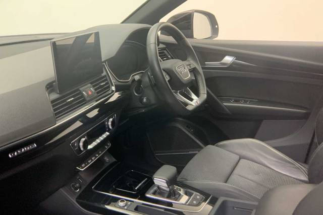 2024 Audi Q5 2.0 Black Edition 45 TFSI quattro 265 PS S tronic