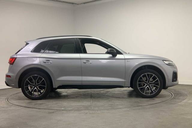 2024 Audi Q5 2.0 Black Edition 45 TFSI quattro 265 PS S tronic