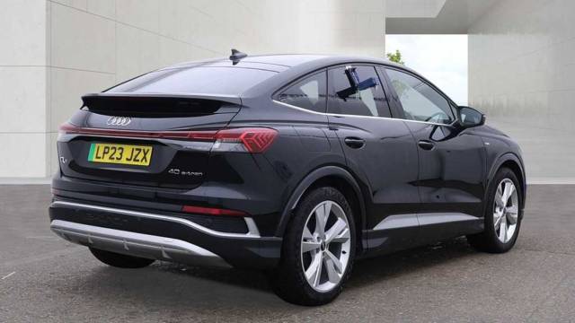 2023 Audi Q4 Sportback e-tron Q4 Sportback S line 40 e-tron  150,00 kW
