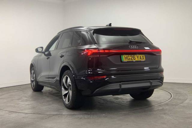 2026 Audi Q6 e-tron Q6 SUV S line e-tron performance  225,00 kW