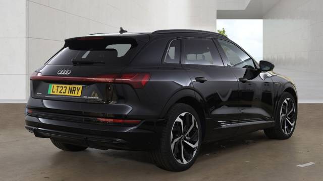 2023 Audi E-tron Black Edition 55 quattro 300,00 kW