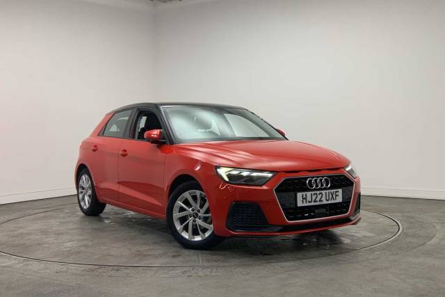 Audi A1 Sportback 1.0 Sport 25 TFSI  95 PS 5-speed Hatchback Petrol Misano Red Pearlescent