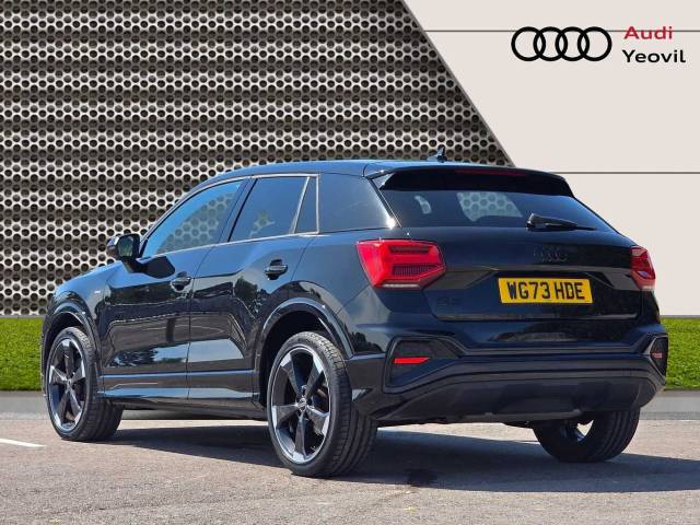 2023 Audi Q2 1.5 Black Edition 35 TFSI  150 PS 6-speed