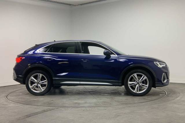 2022 Audi Q3 Sportback 2.0 S line 40 TFSI quattro 190 PS S tronic