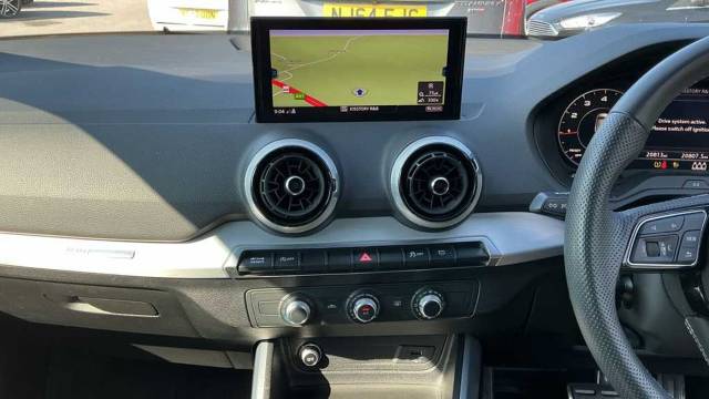 2024 Audi Q2 1.5 S line 35 TFSI  150 PS S tronic