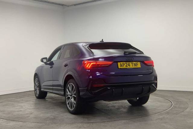 2024 Audi Q3 Sportback 2.0 Black Edition 40 TFSI quattro 190 PS S tronic