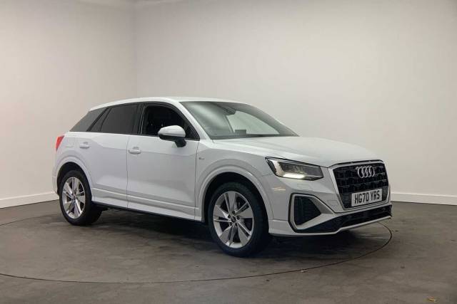 Audi Q2 1.5 S line 35 TFSI  150 PS S tronic Hatchback Petrol Glacier White Metallic