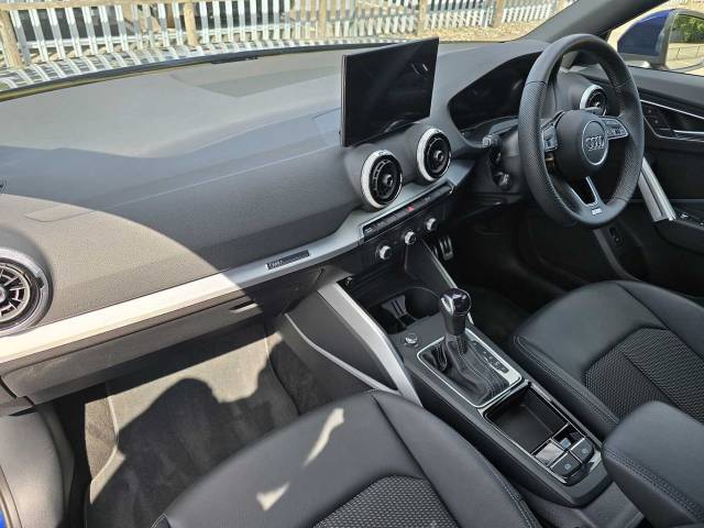 2025 Audi Q2 1.5 S line 35 TFSI  150 PS S tronic