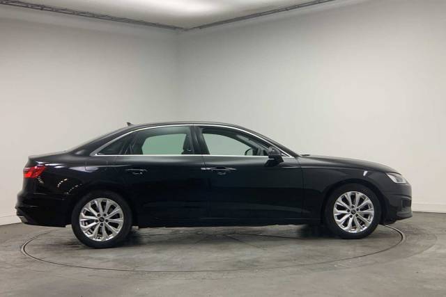 2023 Audi A4 Saloon 2.0 Technik 35 TFSI  150 PS S tronic