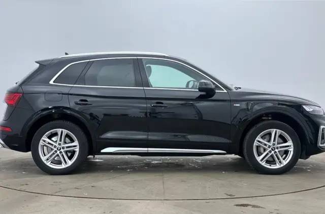 2022 Audi Q5 TFSI e 2.0 S line 50 TFSI e quattro 299 PS S tronic