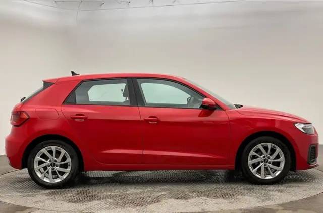 2020 Audi A1 Sportback 1.0 Sport 25 TFSI  95 PS 5-speed