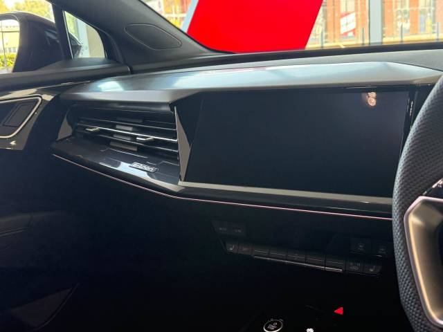2026 Audi Q4 e-tron AUDI Q4 Black Edition 45 e-tron 210,00 kW