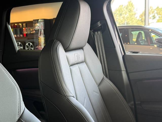 2026 Audi Q4 e-tron AUDI Q4 Black Edition 45 e-tron 210,00 kW