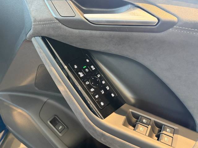 2026 Audi Q6 e-tron AUDI Q6 SUV Black Edition e-tron performance 225,00 kW