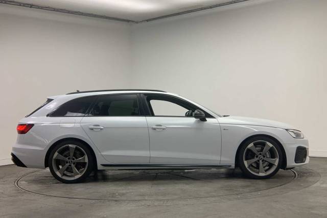 2021 Audi A4 Avant 2.0 Avant Black Edition 35 TFSI S tronic