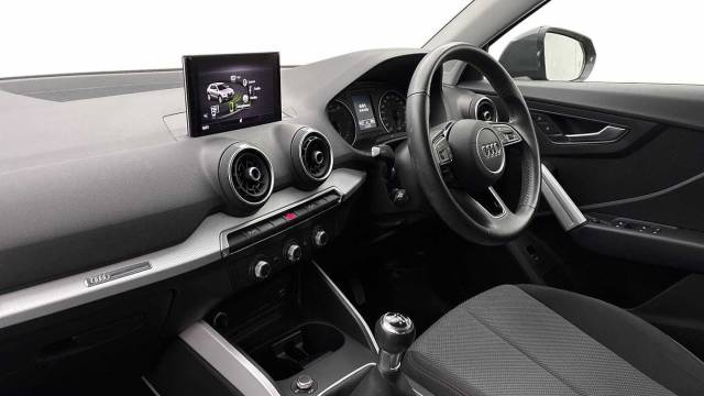 2020 Audi Q2 1.0 Technik 30 TFSI  116 PS 6-speed