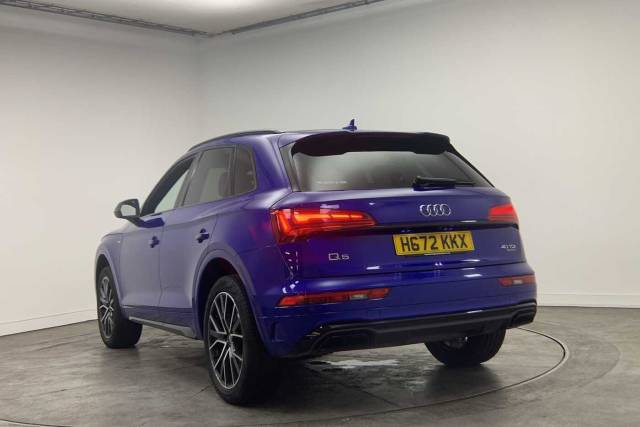 2022 Audi Q5 2.0 Edition 1 40 TDI quattro 204 PS S tronic