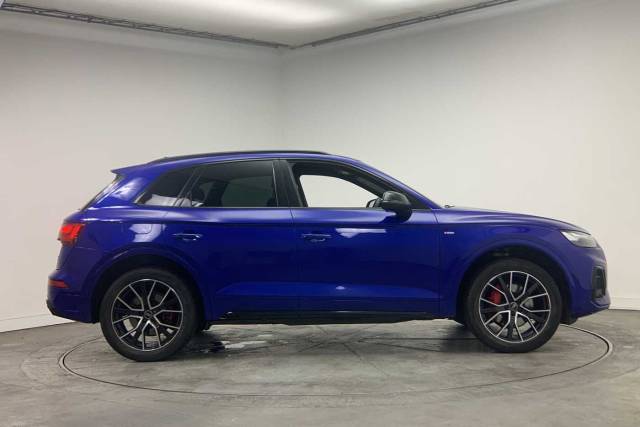 2022 Audi Q5 2.0 Edition 1 40 TDI quattro 204 PS S tronic