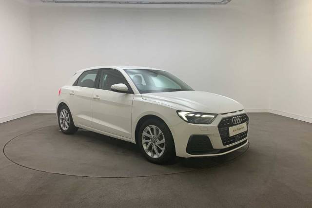 Audi A1 1.0 Sportback Sport 30 TFSI  116 PS 6-speed Hatchback Petrol Cortina White