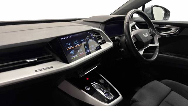 2022 Audi Q4 e-tron Q4  Sport 40 e-tron  150,00 kW