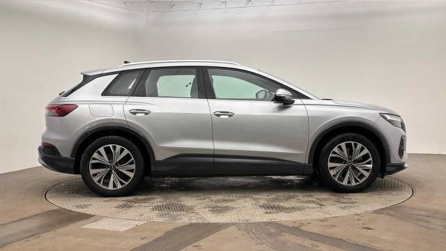 2022 Audi Q4 e-tron Q4  Sport 40 e-tron  150,00 kW