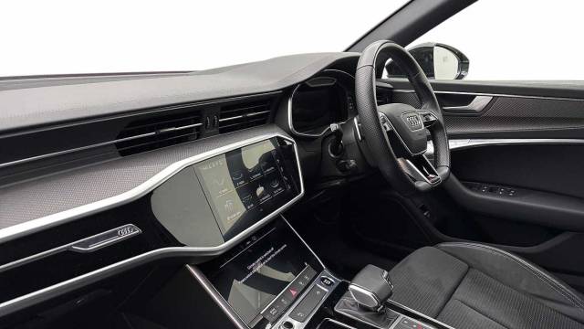 2022 Audi A6 2.0 Avant Black Edition 40 TFSI  204 PS S tronic