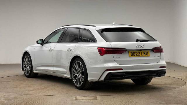 2022 Audi A6 2.0 Avant Black Edition 40 TFSI  204 PS S tronic
