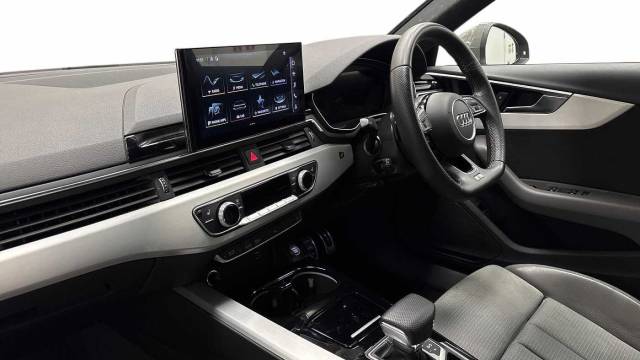 2022 Audi A4 Saloon 2.0 S line 35 TFSI  150 PS S tronic