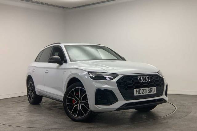 Audi Q5 2.0 Edition 1 40 TDI quattro 204 PS S tronic 4x4 vehicle Diesel Glacier white, metallic