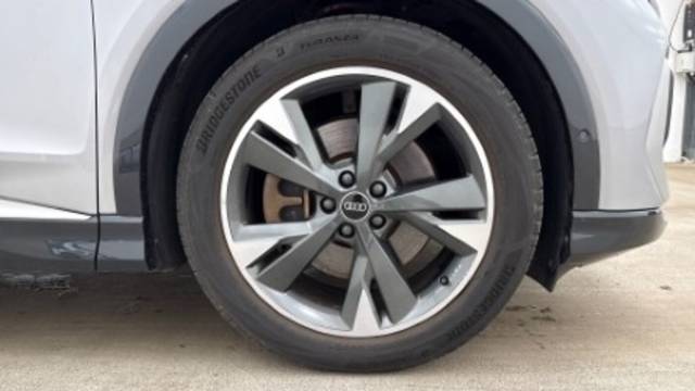 2023 Audi Q4 e-tron Q4  S line 40 e-tron  150,00 kW